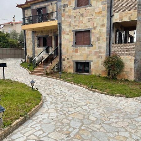 Paradise Apartments Nefeli Каламата Екстериор снимка